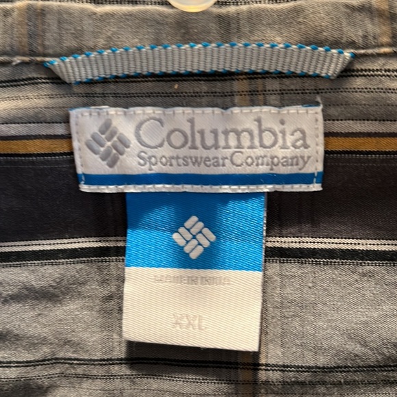 Columbia sportswear long sleeve button down shirt like new size XXL - Picture 2 of 7
